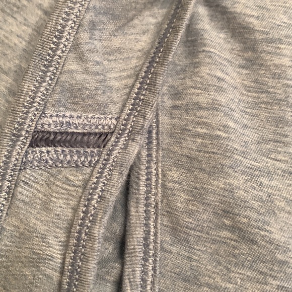 Heather Blue Lululemon T-shirt tank small 4? - Picture 9 of 11